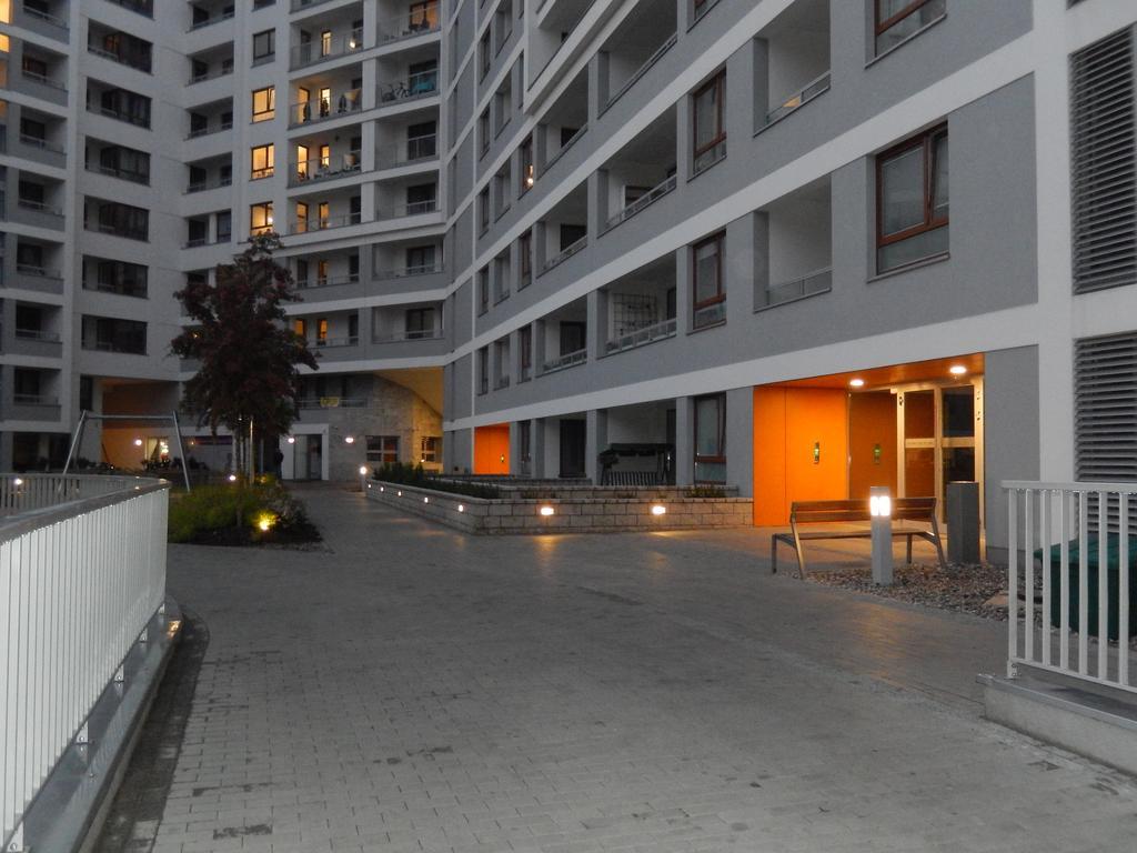 Inny Wymiar Varsovia Exterior foto